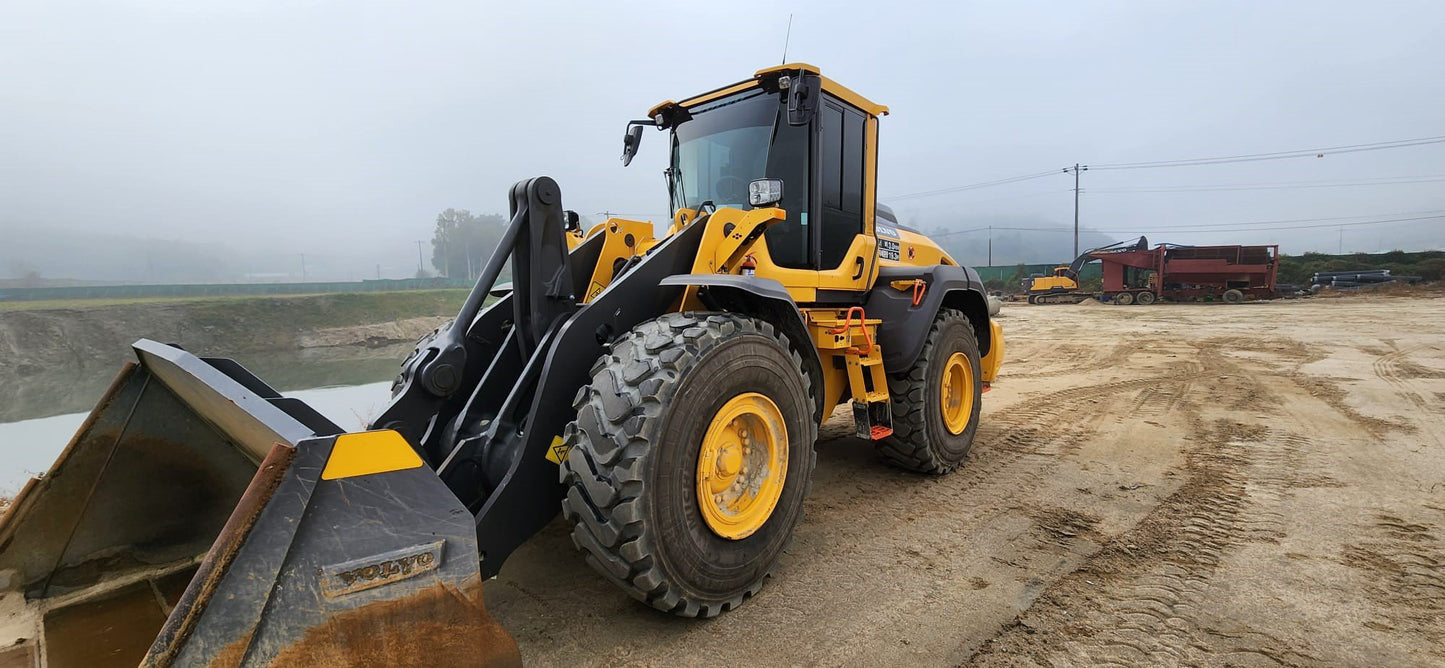 Volvo L120H Integrated Toolcarrier